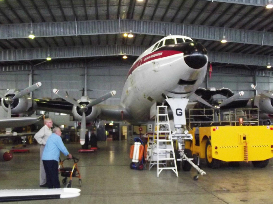 Historical Aircraft Restoration Society景点图片