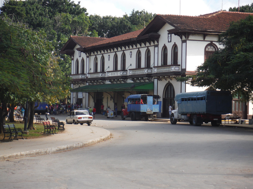 Terminal de Ferrocarriles de Moron景点图片