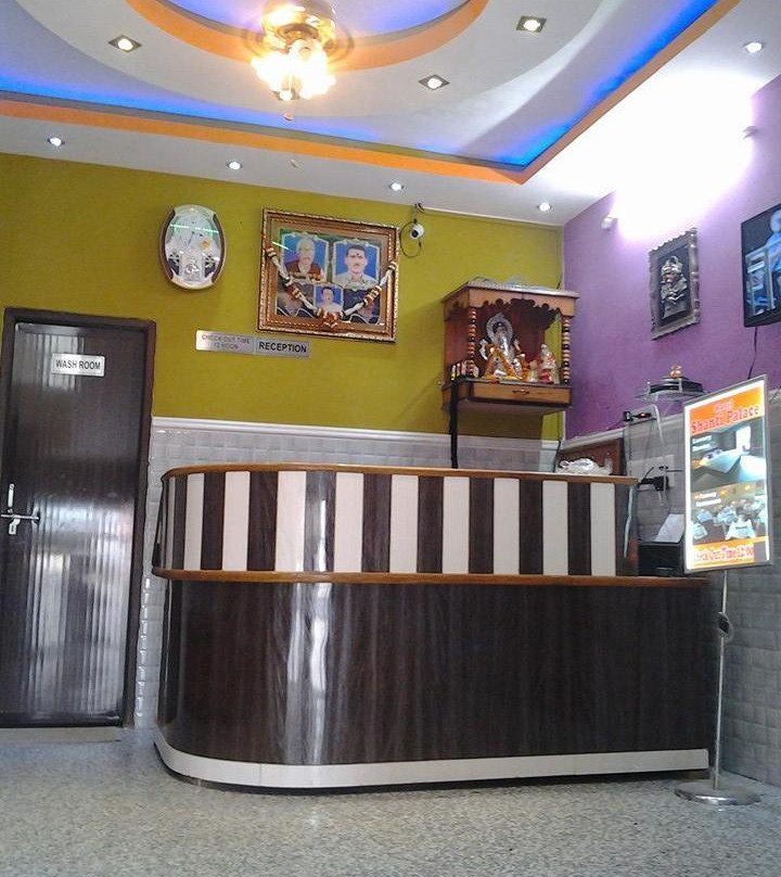 Hotel Shanti Palace主图