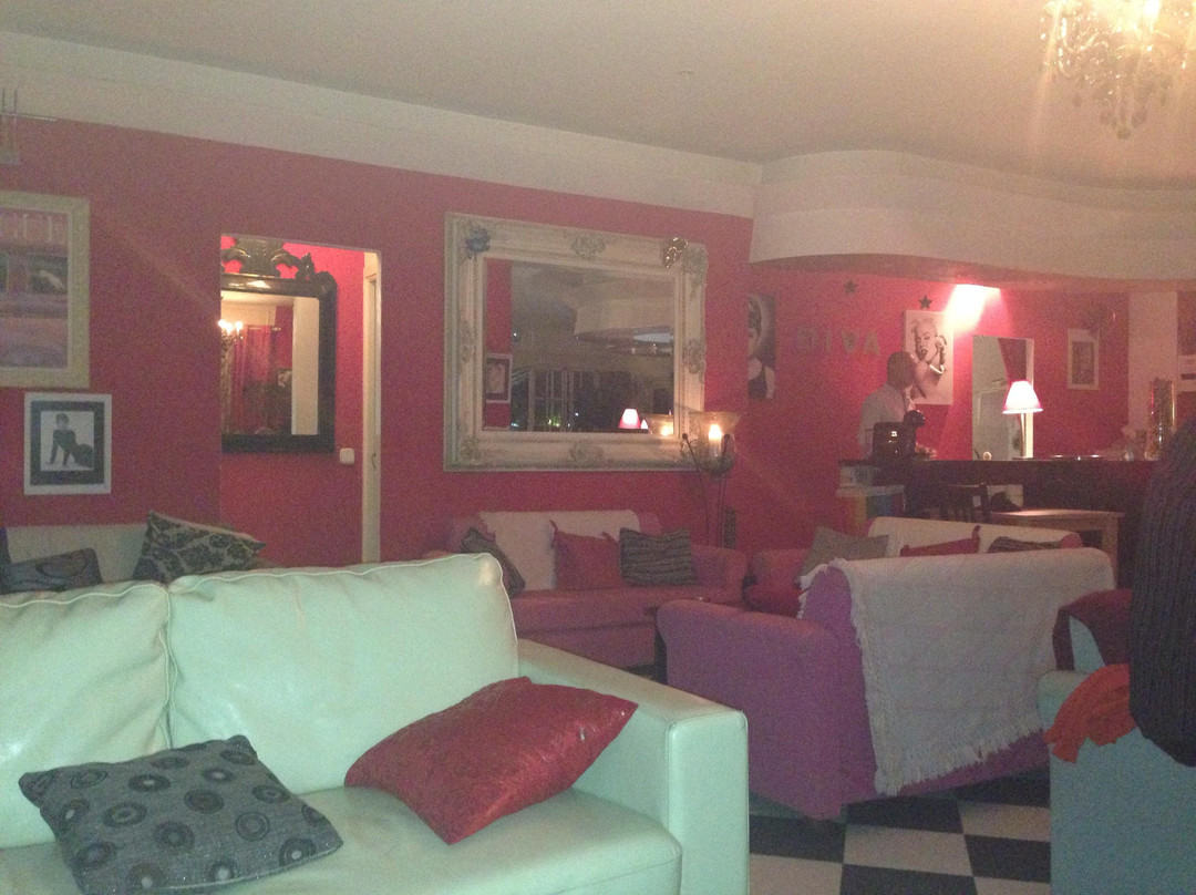 Bar Diva-圣庞沙必去景点