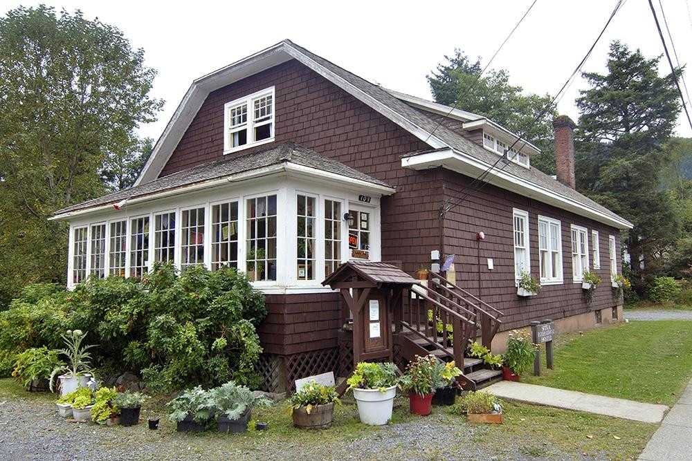 Sitka International Hostel