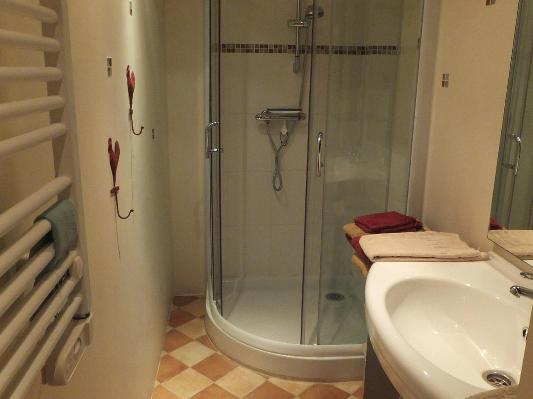 La Marguerite Rouge主图