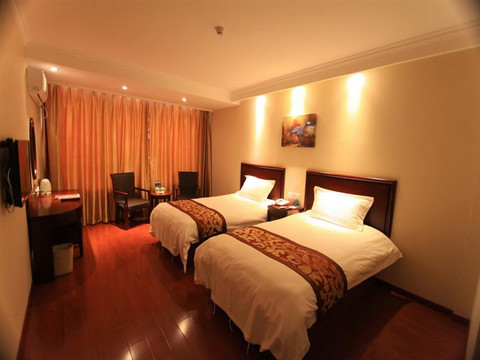 格林豪泰池州青阳汽车站伯益上东城快捷酒店主图