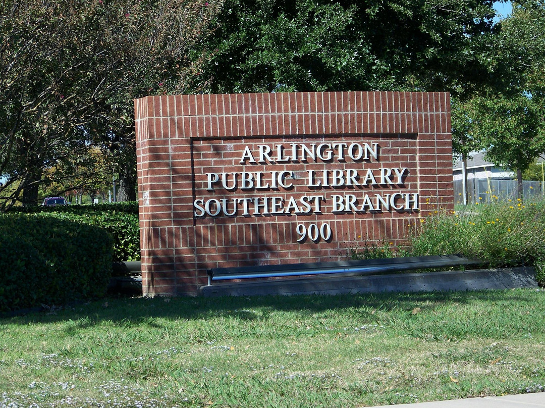 Tails and Trails Dog Park-阿灵顿必去景点