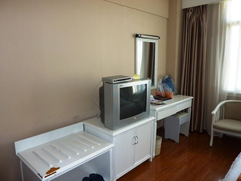 罗平大酒店主图