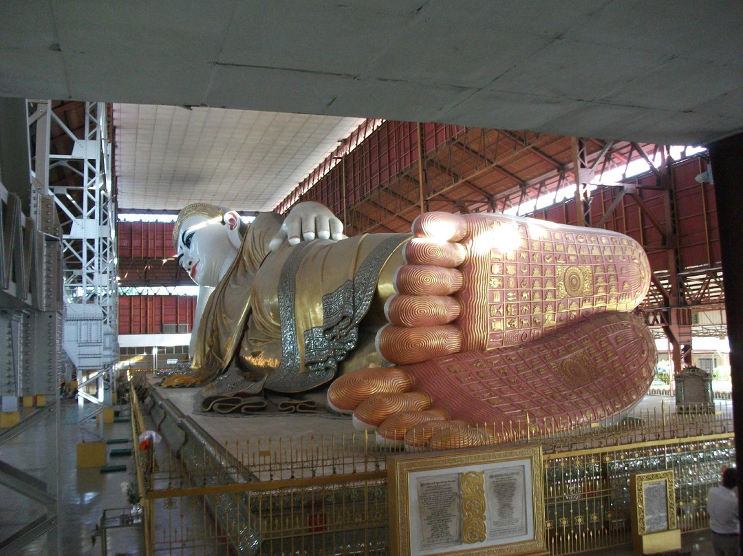 乔达基卧佛寺景点图片