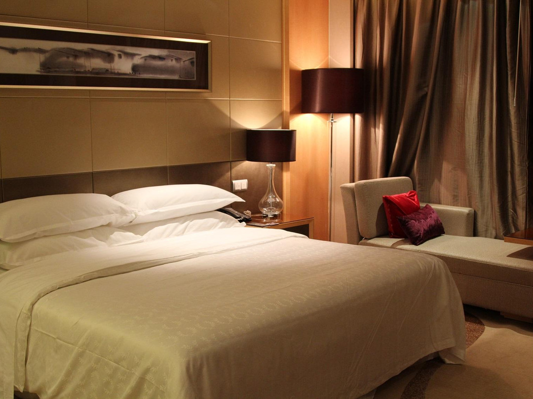 镇江康华汇利喜来登酒店主图