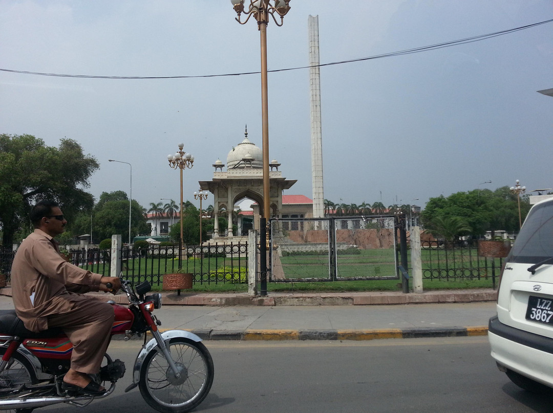 Summit Minar-拉合尔必去景点