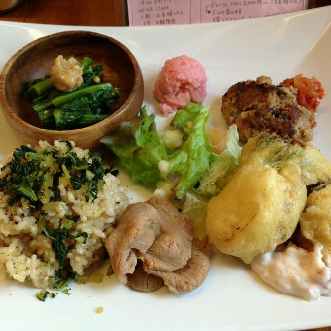 ごはんやハレノヒ