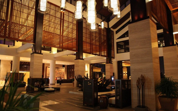 三亚国光豪生度假酒店主图