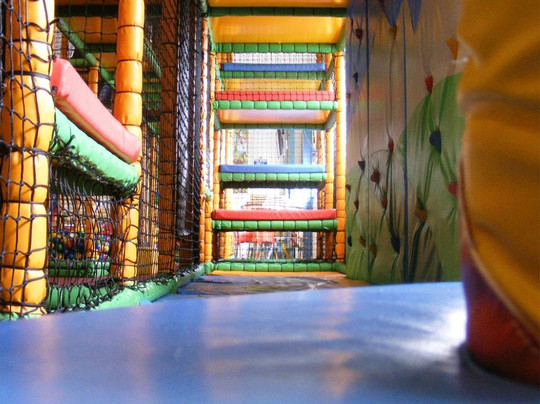 Raze The Roof, Family Entertainment Centre-Penryn必去景点