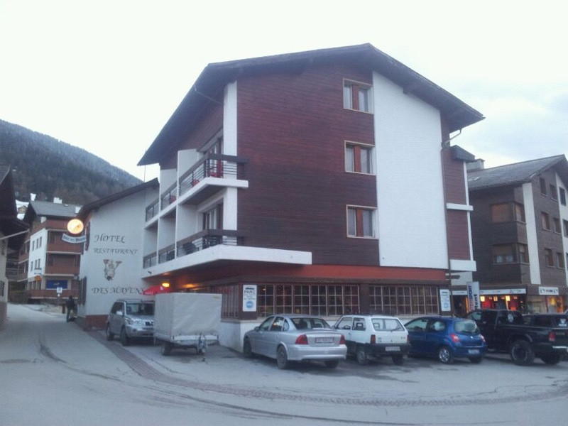Hotel des Mayens主图