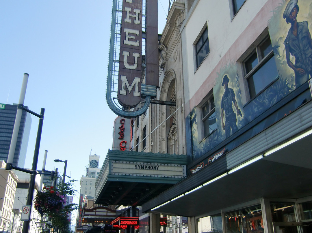 奥芬剧院-温哥华必去景点