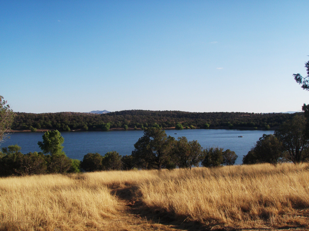 Parker Canyon Lake景点图片