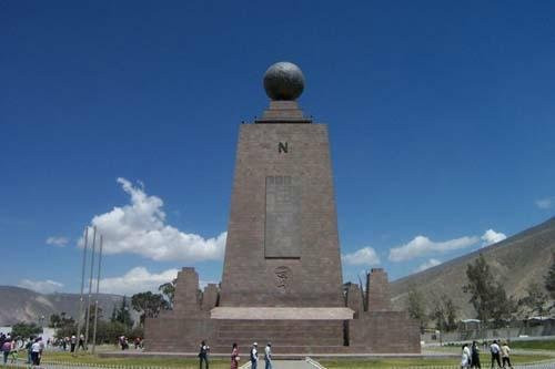 Mitad Del Mundo-皮钦查省 圣安东尼奥镇必去景点