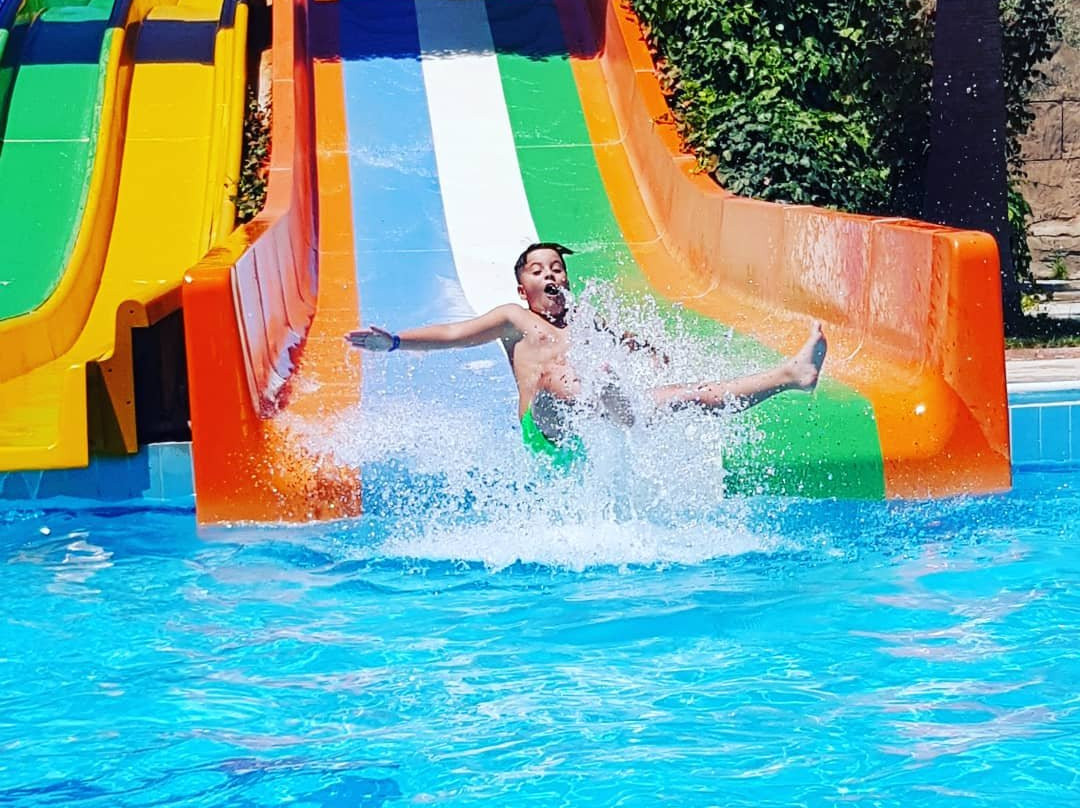 Risus Beach Resort Hotel主图