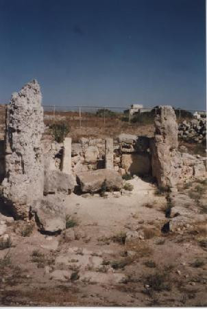 Gnejna Bay景点图片