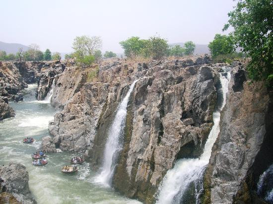 Hogenakkal Falls景点图片