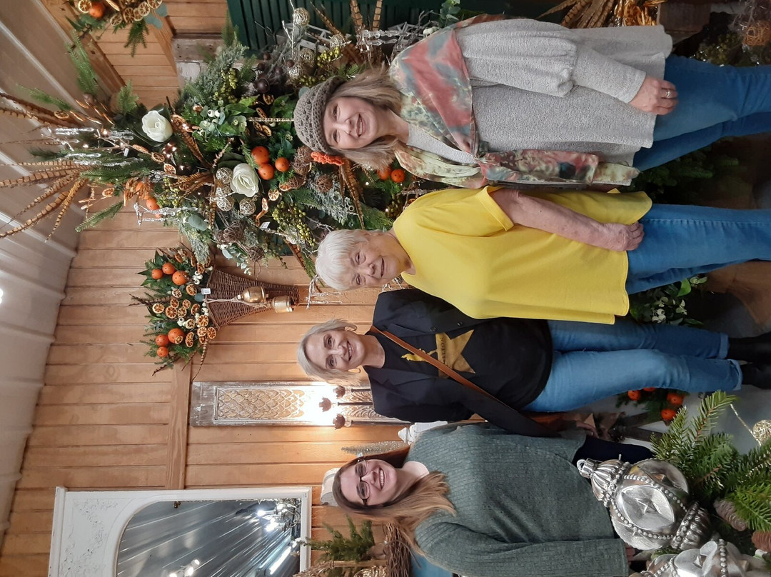 Cedar Grove Farms Antiques景点图片
