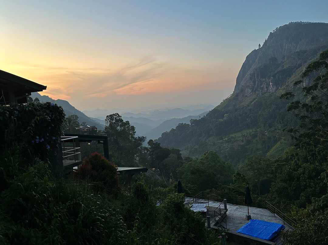 Ceylon Dreamland Tours