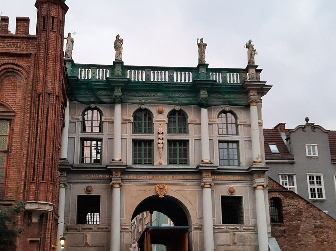 Golden Gate (Zlota Brama)景点图片