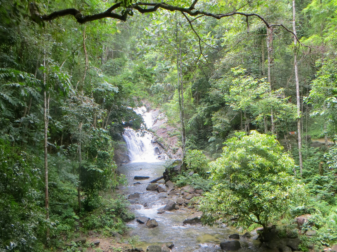 Lampi Waterfall-泰曼必去景点