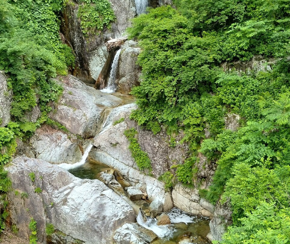 Kamoshika Falls景点图片