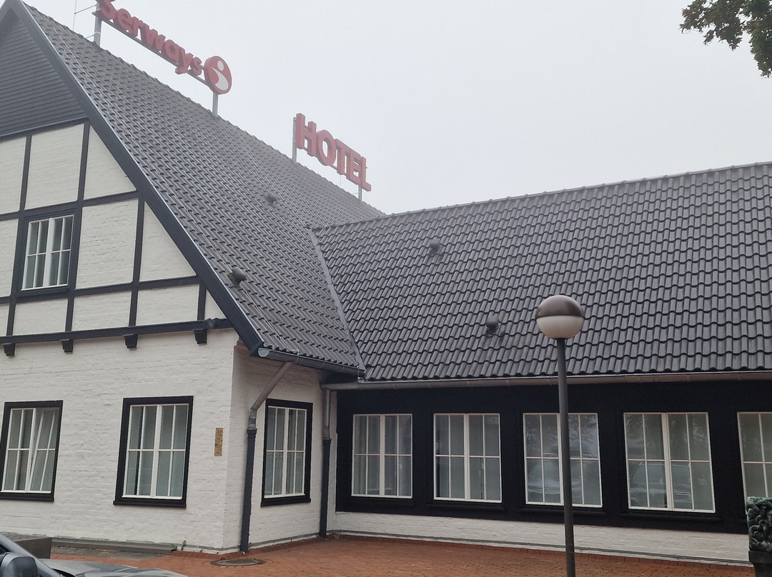 Serways Hotel Siegburg主图