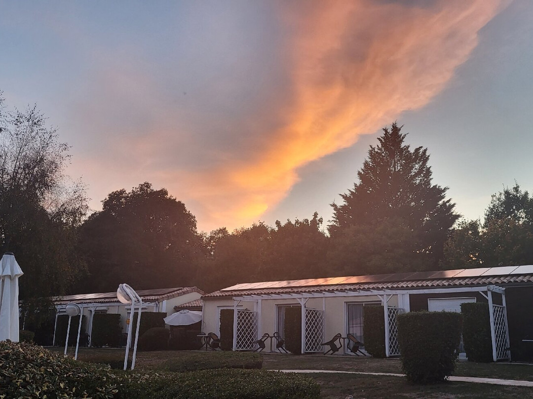 Logis Hôtel Le Val De Vienne主图