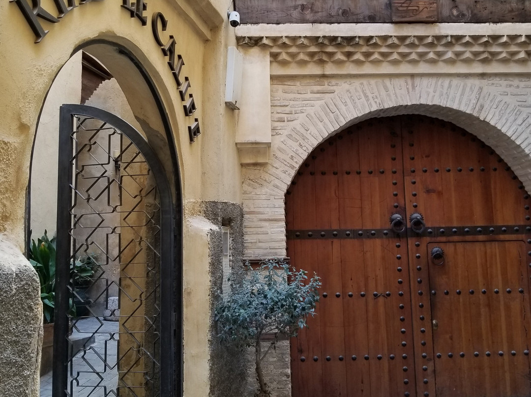 勒卡里菲酒店主图