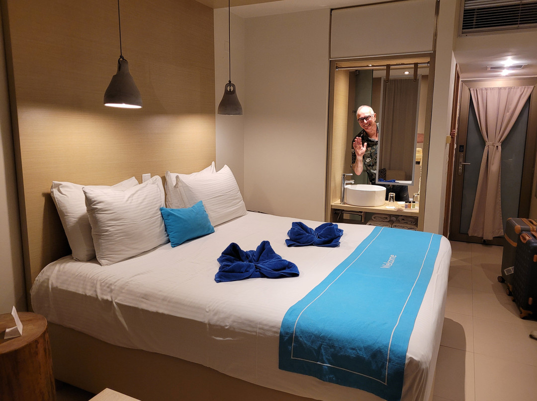 The Island Hotel主图