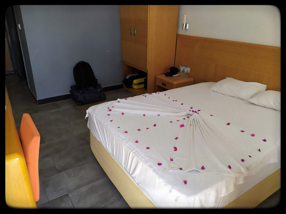 Senza Grand Santana Hotel主图