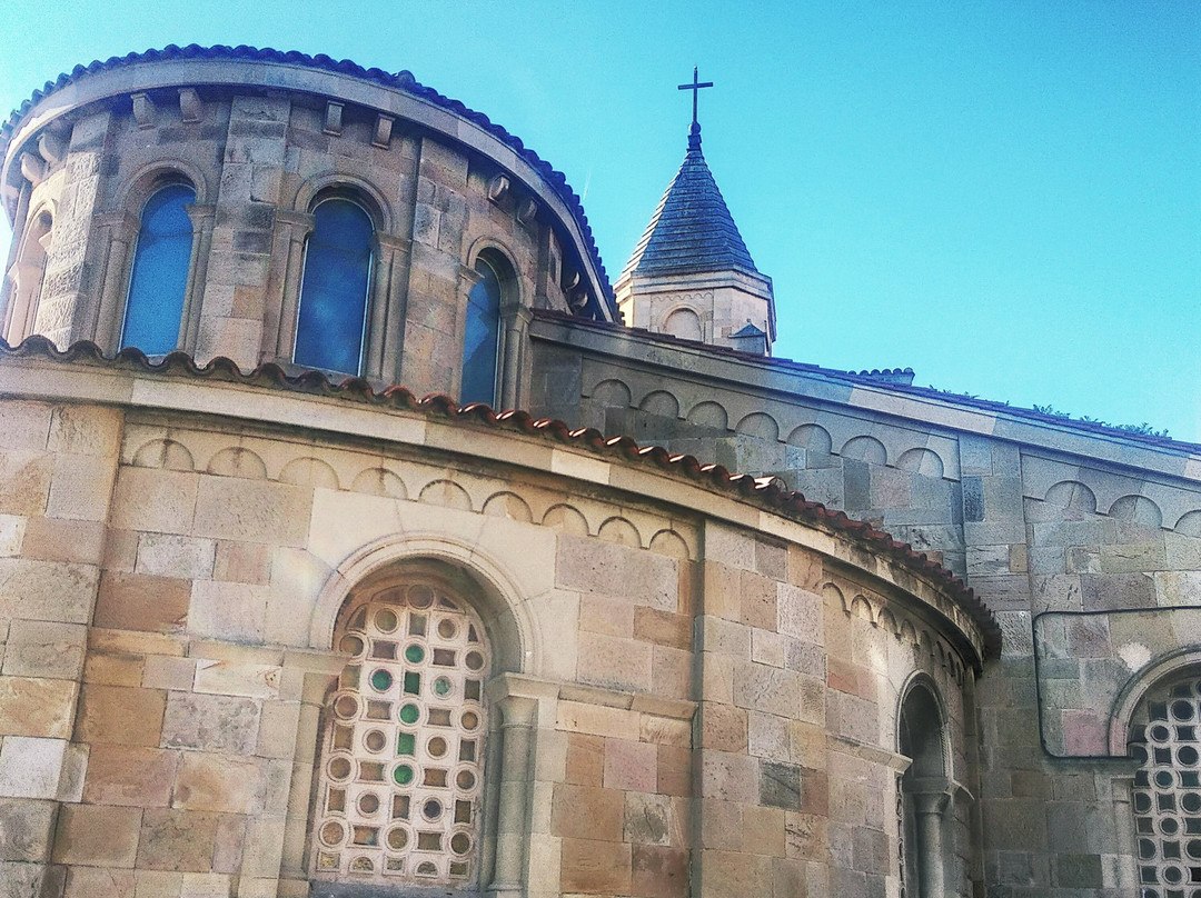 Parroquia San Pedro-希洪必去景点