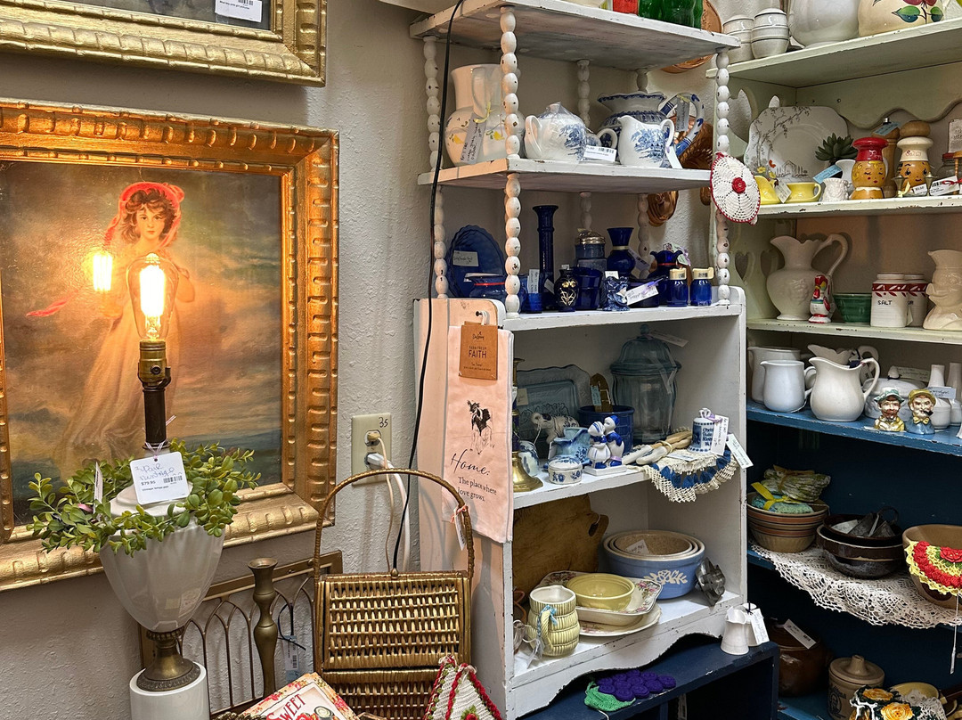 Uptown Retro-罗杰斯必去景点