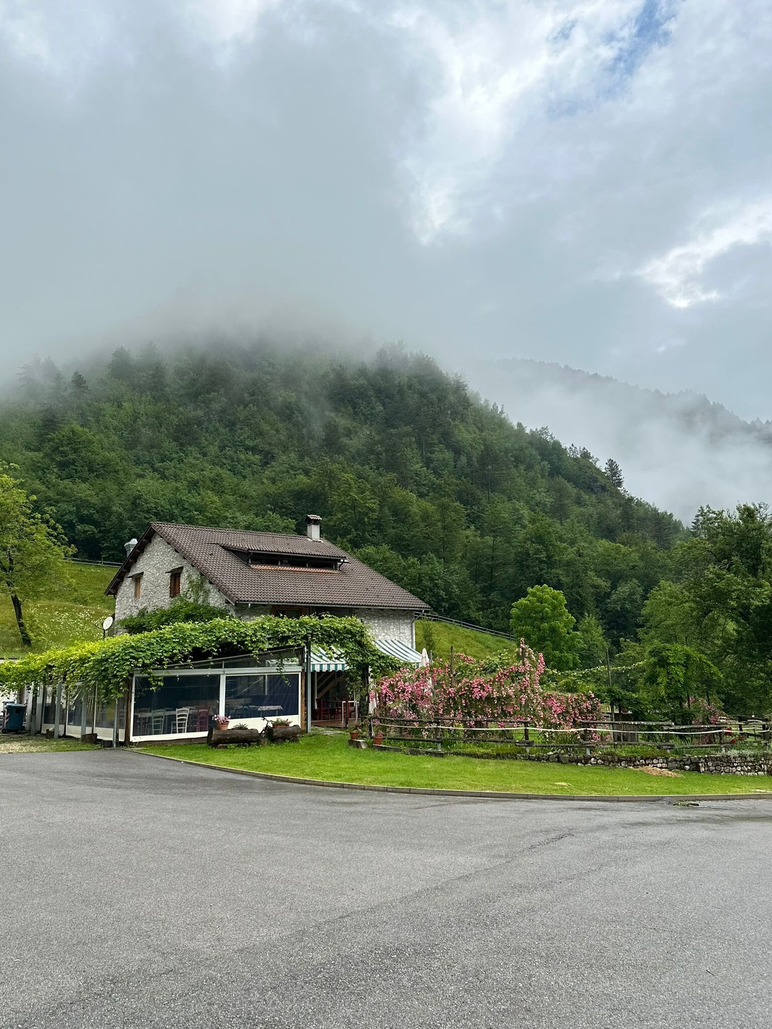 Agriturismo Pian dei Tass-官方