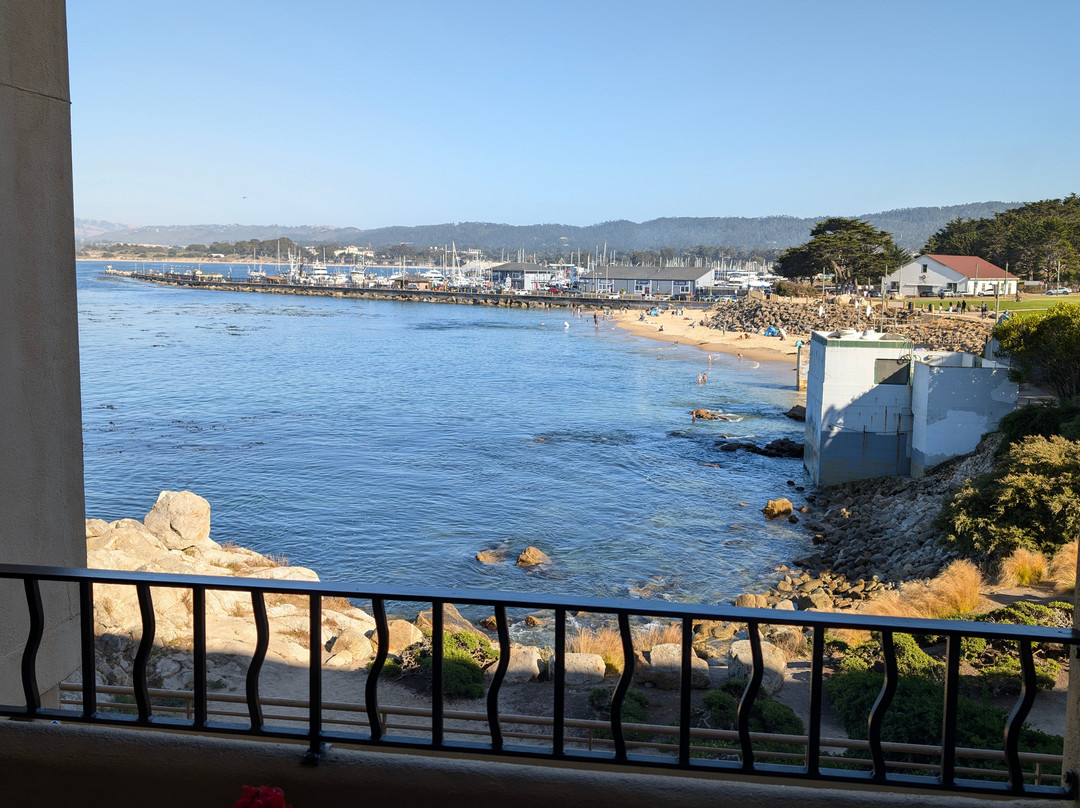 蒙特利湾酒店主图