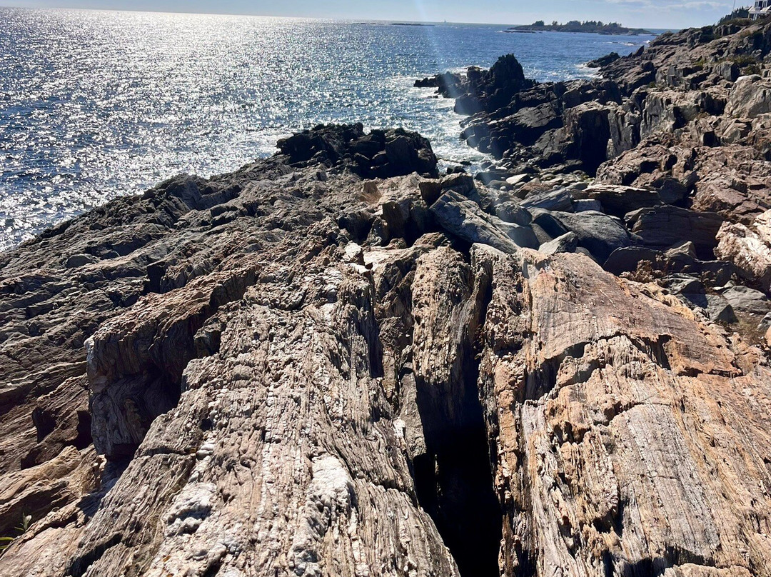 Giant's Stairs Trail景点图片