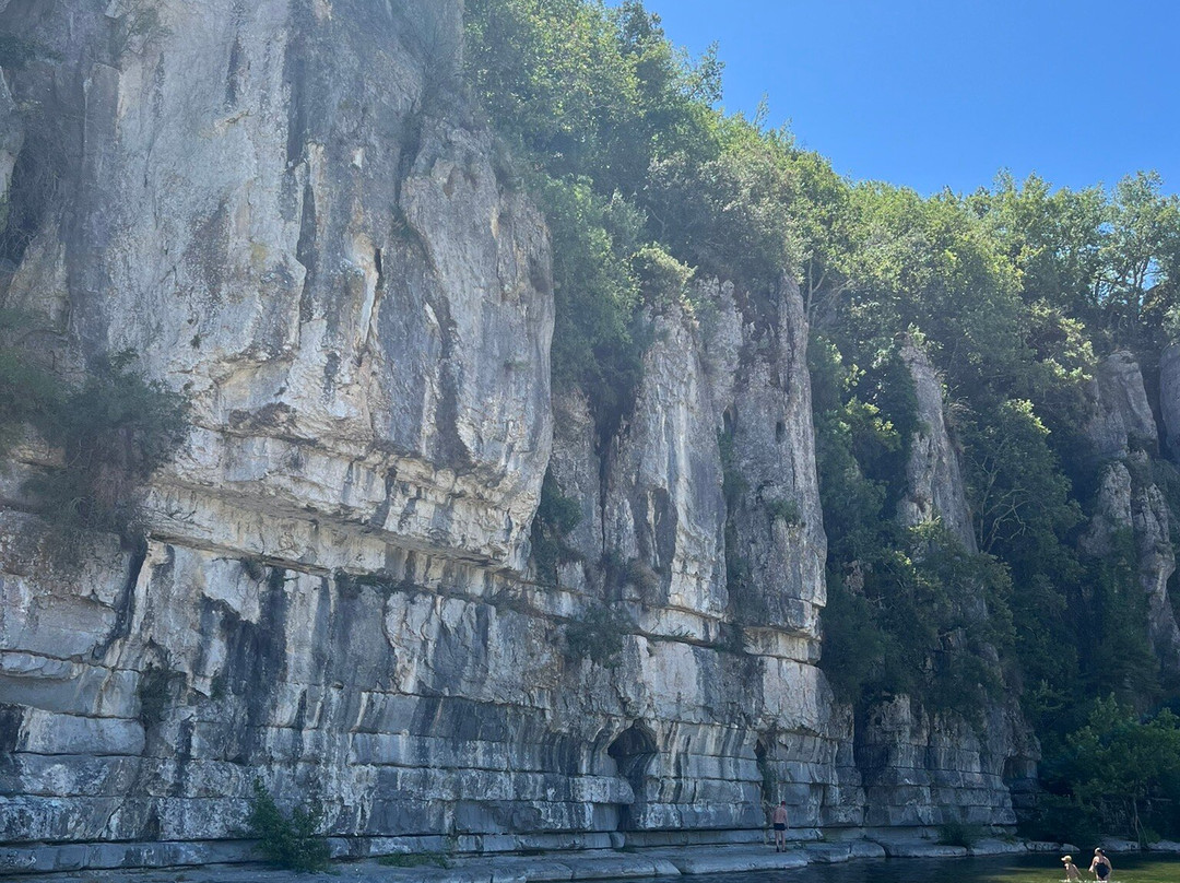 Eglise Saint-Pierre-Labeaume必去景点