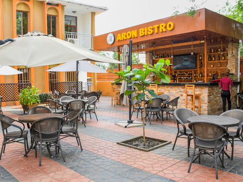 Aron International Hotel