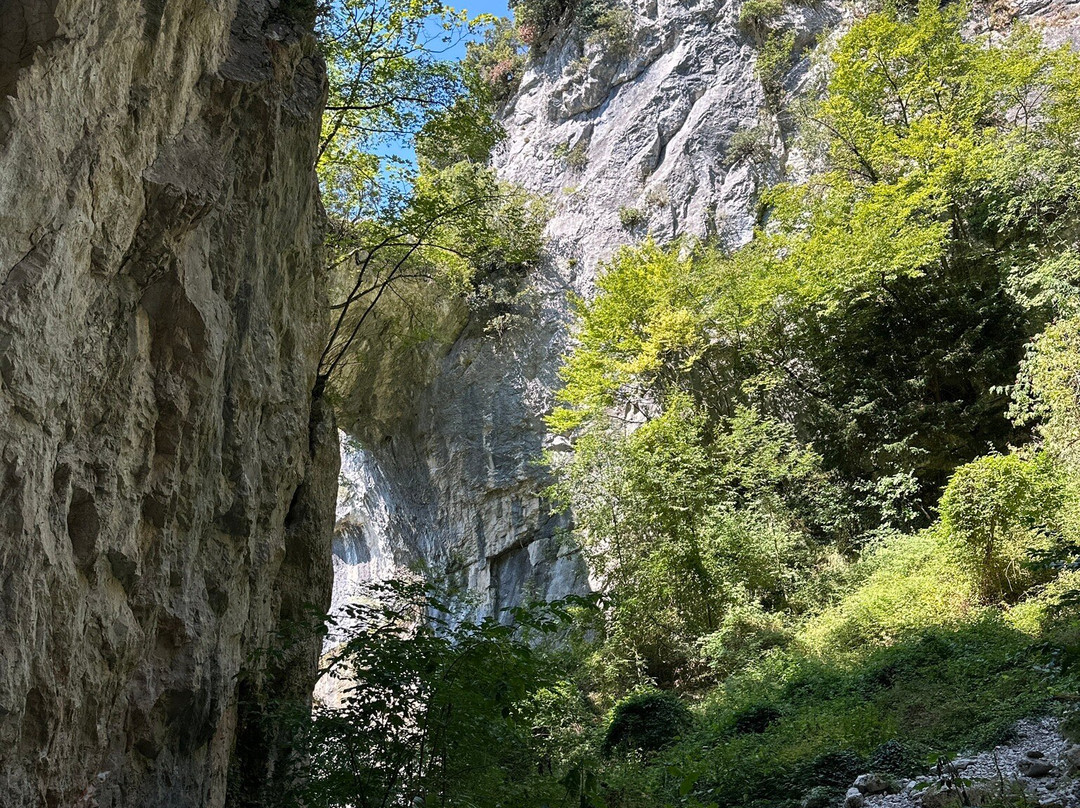 Arco Naturale di Fondarca-Cagli必去景点