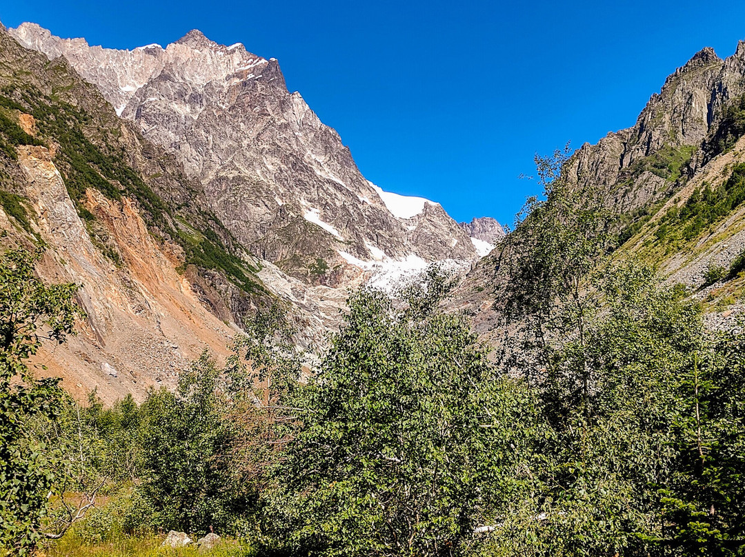 Chaladi Glacier景点图片