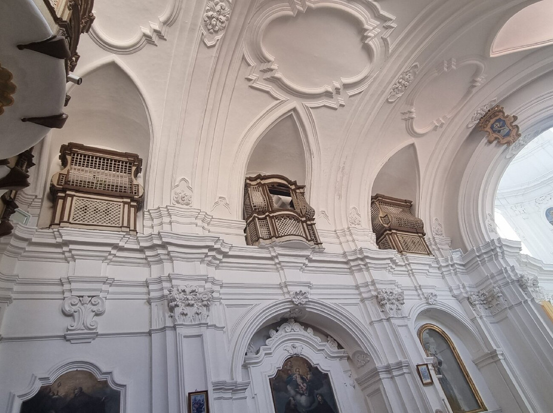 Chiesa di Santa Chiara-克罗托内必去景点