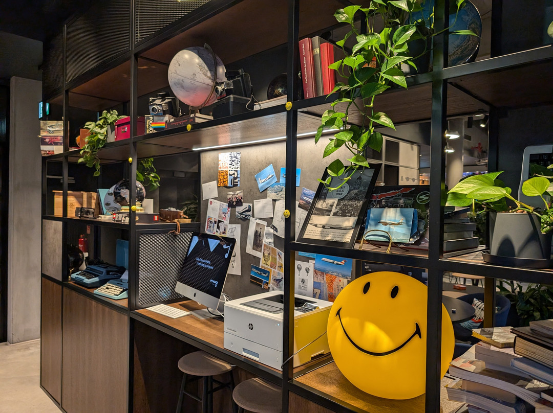 Moxy Berlin Airport Hotel主图