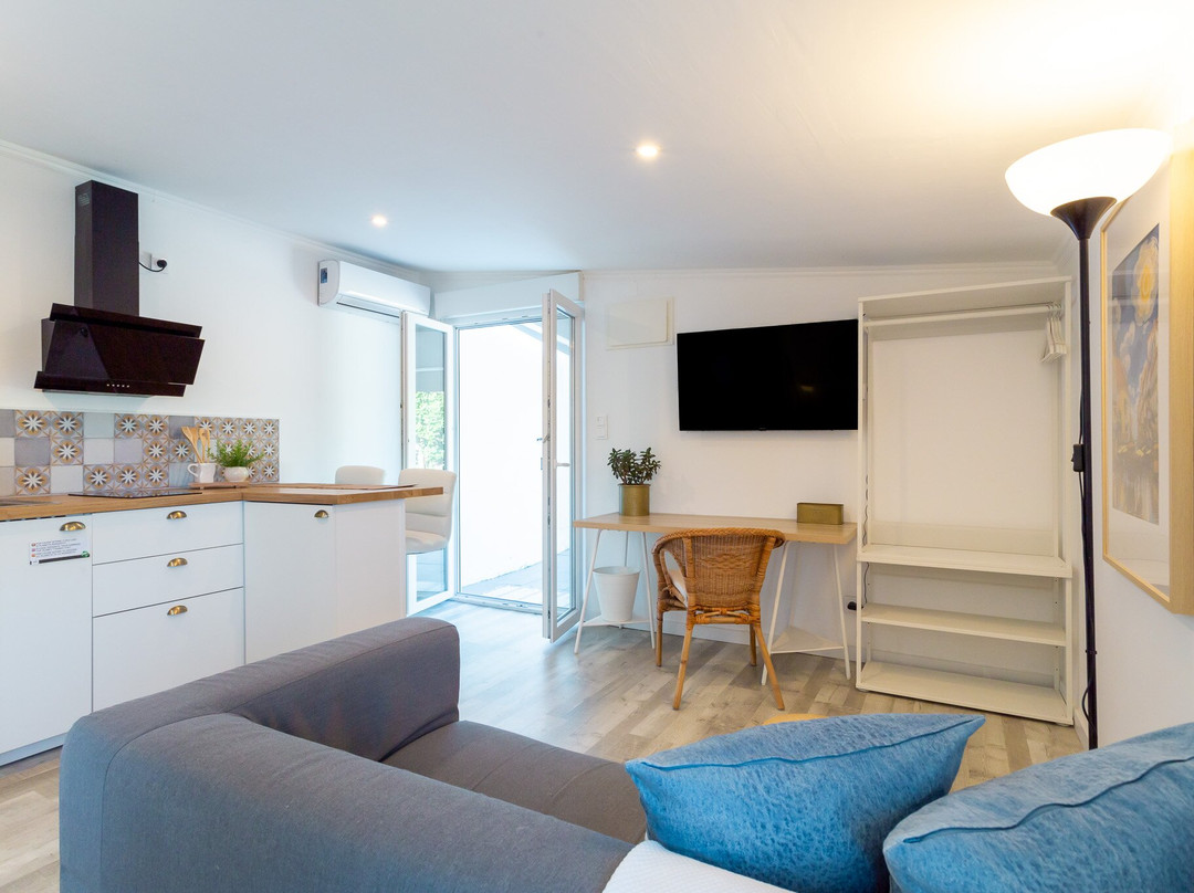 Moro's Friends House主图