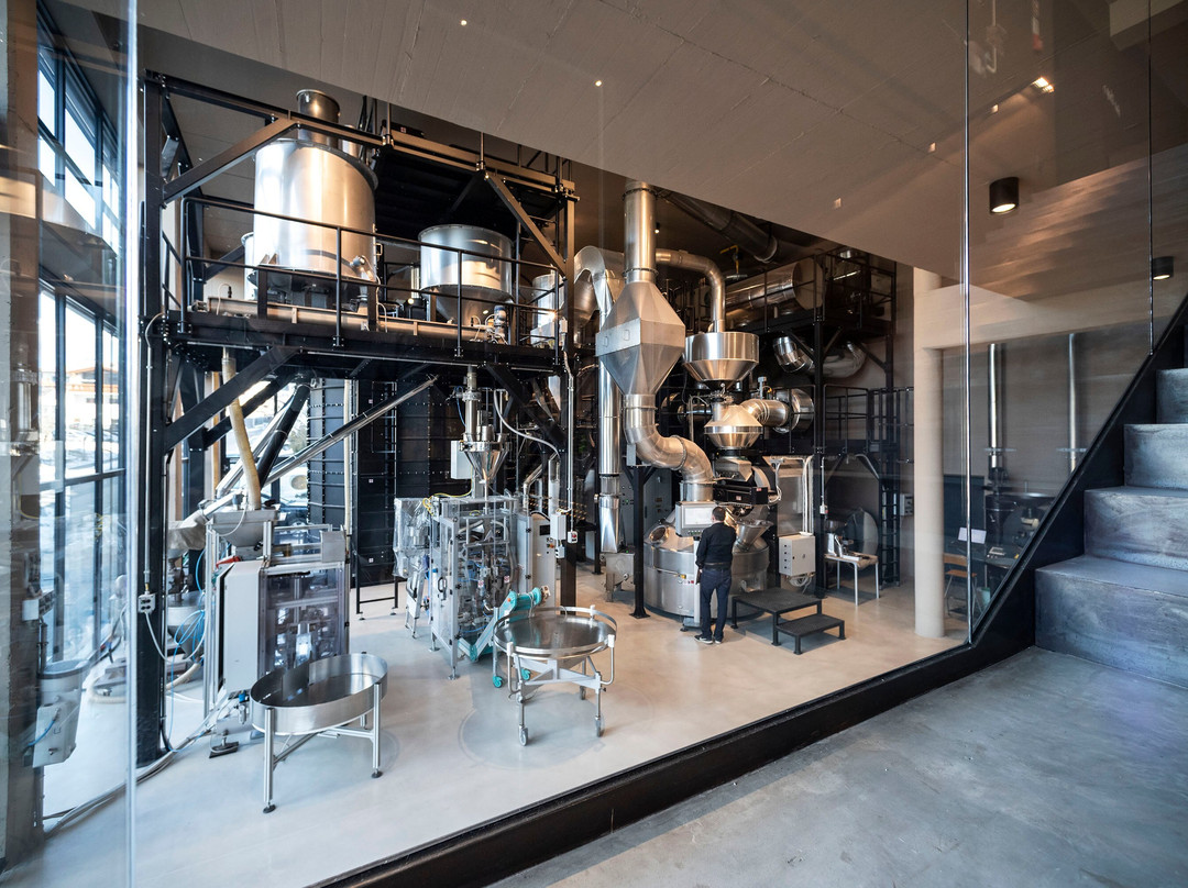 Caroma Coffee Roastery景点图片