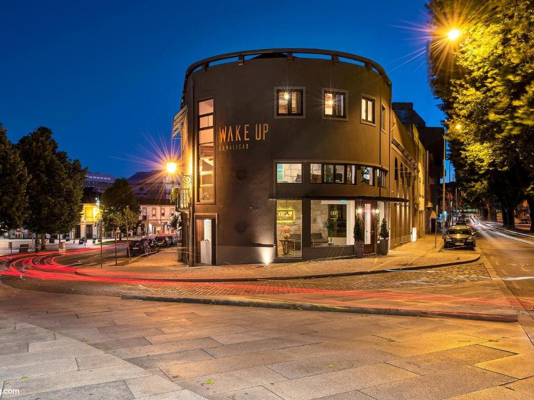 Wake Up Famalicao主图