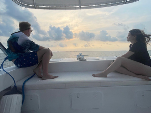 VIP 007 Sea Charters-七哩滩必去景点