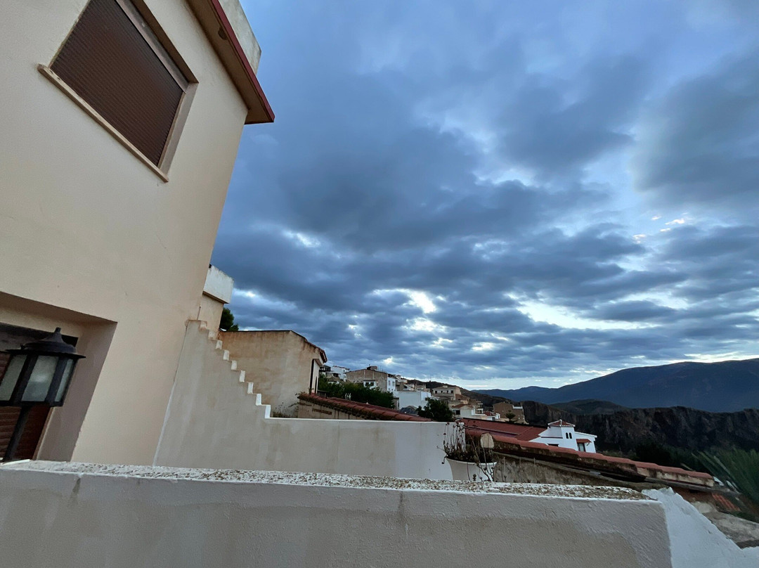 兰哈龙城堡酒店主图