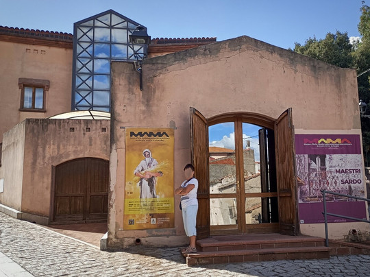 Museo d'Arte Moderna e Contemporanea Antonio Ortiz Echague-Atzara必去景点