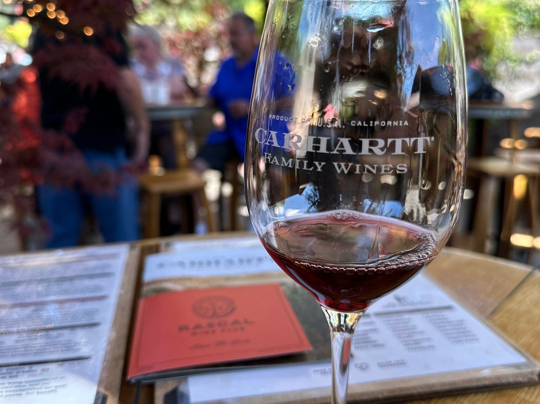 Carhartt Family Wines-洛斯奥利沃斯必去景点